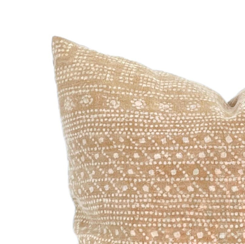 Turandot in Monarch Pillow Cover