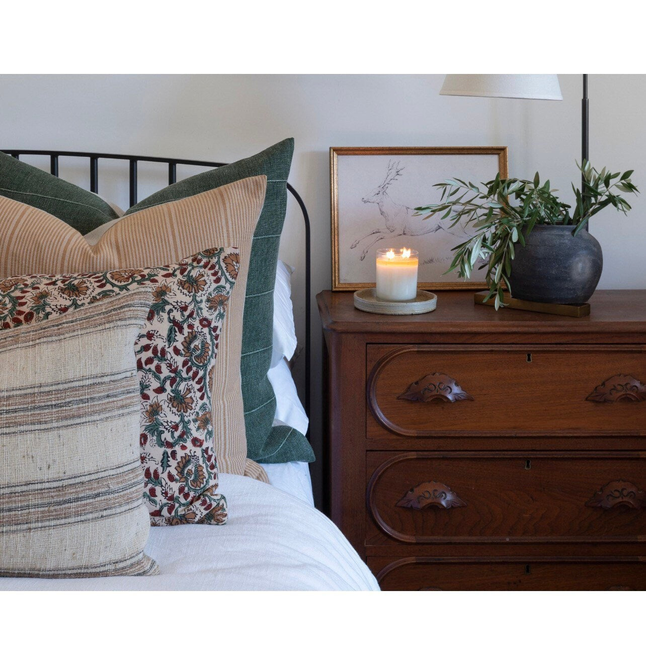 Vintage Framed Canvas Art #CH-311